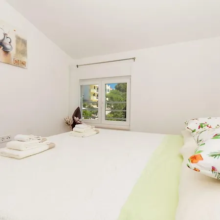 Bozana Apartment *