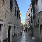 Апартаменти Bozana *