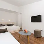 Апартаменти Bozana