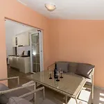 Bozana Апартаменти Трогір